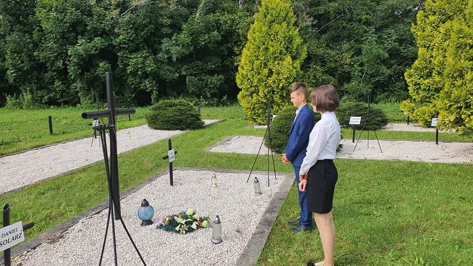 A jeśli komu droga otwarta do nieba, Tym, co służą ojczyźnie...