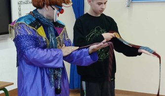 Myślenie + Słuchanie + Patrzenie = Nauka! - występ Clowna Waldusia