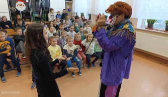 Myślenie + Słuchanie + Patrzenie = Nauka! - występ Clowna Waldusia
