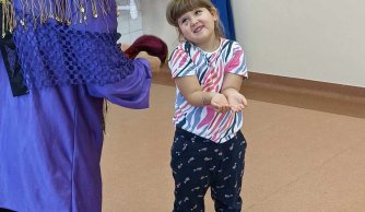 Myślenie + Słuchanie + Patrzenie = Nauka! - występ Clowna Waldusia