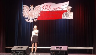 Nasze solistki podczas Festiwalu Pieśni Patriotycznej i Legionowej w Biłgoraju  