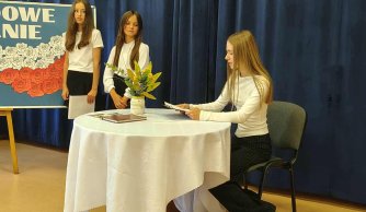 Narodowe Czytanie poezji Jana Kochanowskiego w naszej szkole