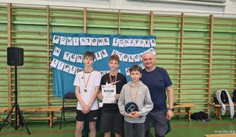 Powiatowe Igrzyska Młodzieży Szkolnej w drużynowym tenisie stołowym