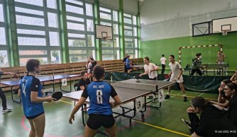 Powiatowe Igrzyska Młodzieży Szkolnej w drużynowym tenisie stołowym