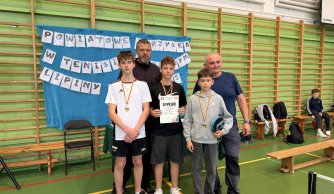 Powiatowe Igrzyska Młodzieży Szkolnej w drużynowym tenisie stołowym