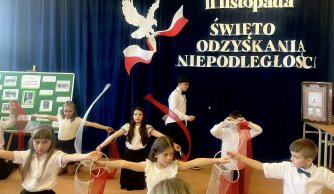 „Zegar z Mazurkiem Dąbrowskiego” – apel z okazji Narodowego Święta Niepodległości