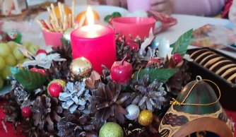 Zapach pierników i dźwięk kolęd – wigilie klasowe