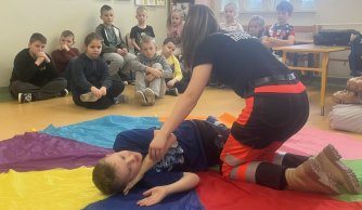 Gdy liczy się każda sekunda – spotkanie z ratownikiem medycznym