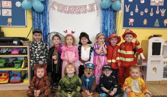 Jak co roku w karnawale, dzieci bawią się wspaniale