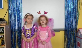 Jak co roku w karnawale, dzieci bawią się wspaniale